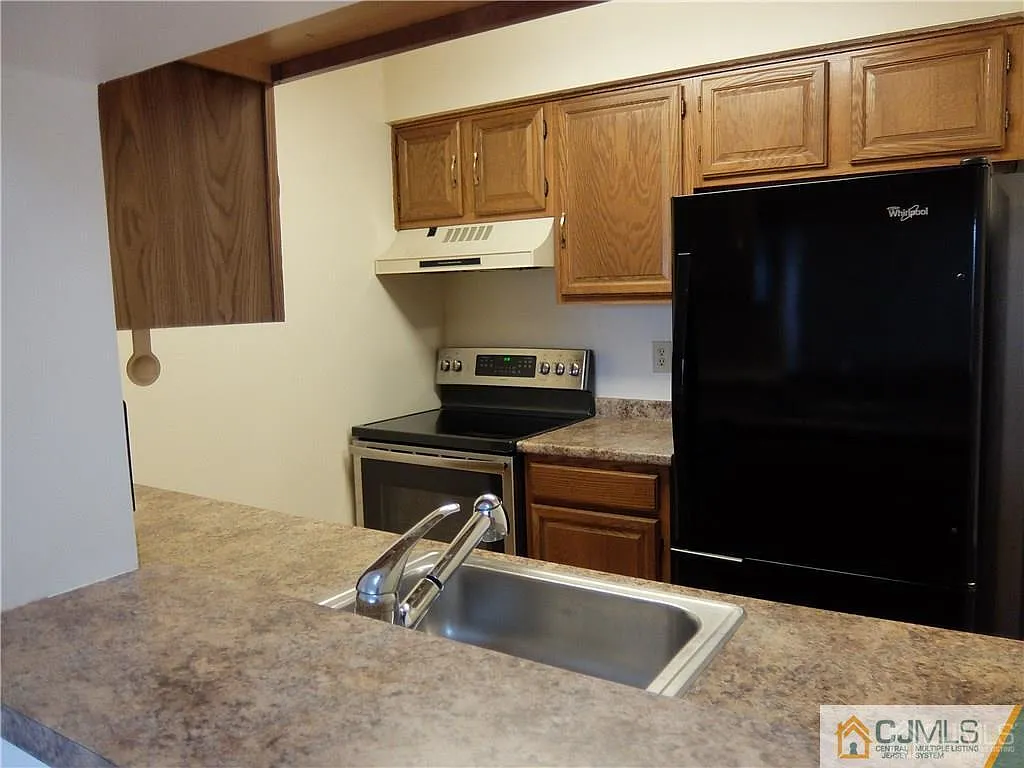 1 bed, 1.0 bath, $1,900 — Photo 3