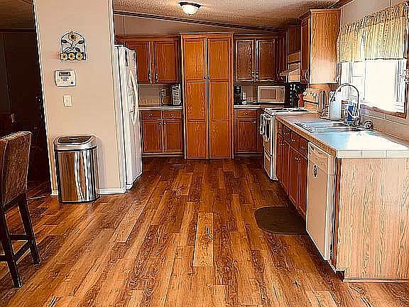 3rd image of 36013 Serbia Spruce Dr