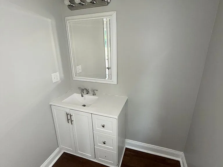 1410 Ewing Ave — Photo 7