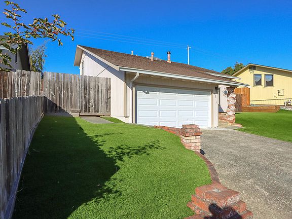 3rd image of 3854 Lissa Dr