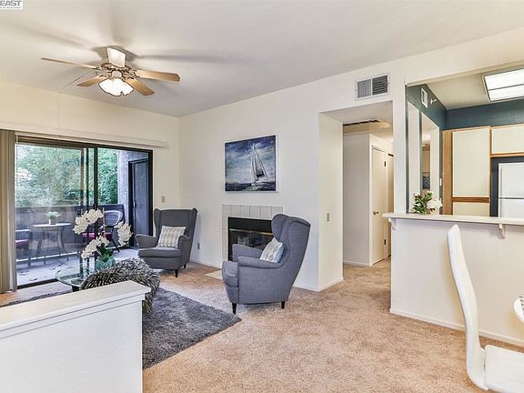 3rd image of 1280 Stanhope Ln APT 242