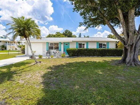 2138 Dominica Ave, Fort Myers, FL 33905