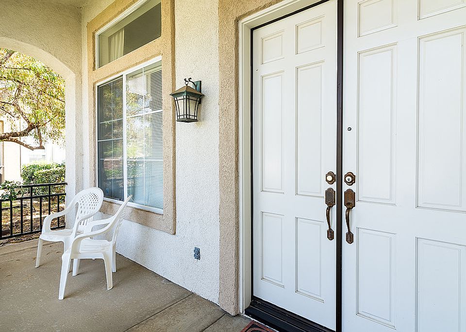 List/Agent, Jen 805-404-9653