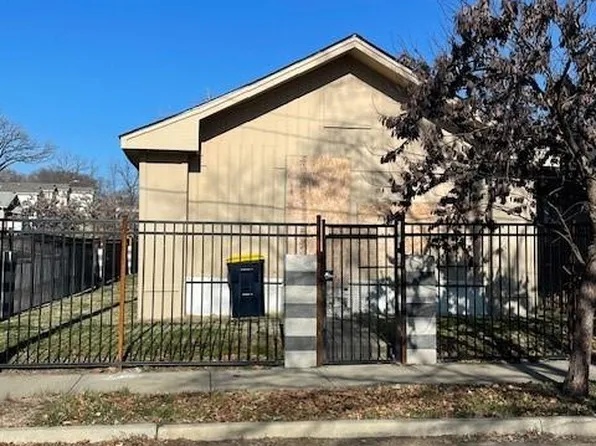 2300 E 41st St, Kansas City, MO 64130