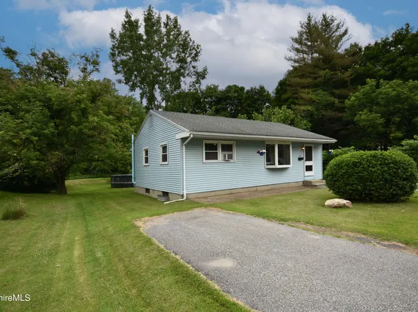 39 Goodrich St, North Adams, MA 01247