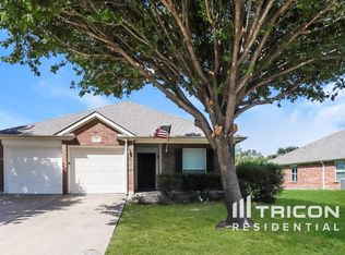 125 Bison Meadow Dr, Waxahachie, TX 75165