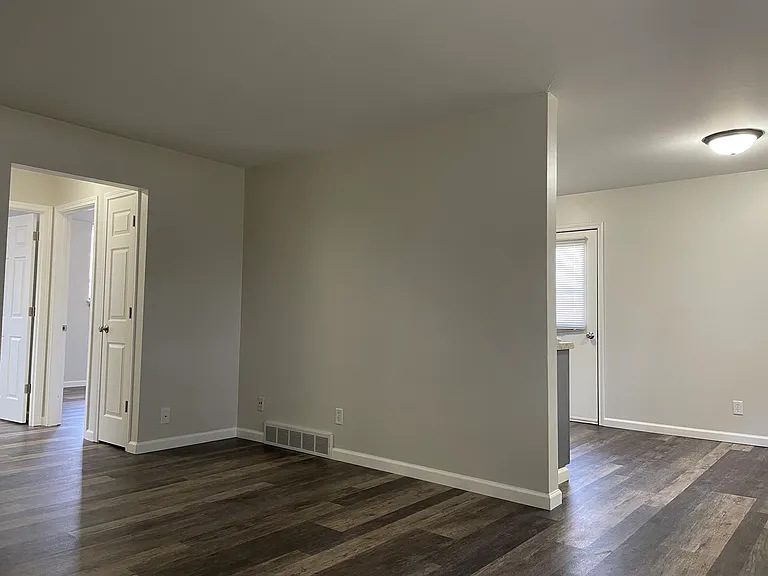 5718 Balsam Rd #4 — Photo 5