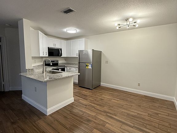 5th image of 2580 Grassy Point Dr Unit 104