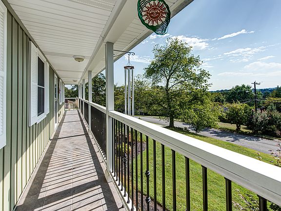 2nd image of 7529 NW Deane Hill Dr