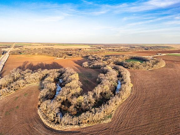 3rd image of E 1910th Rd