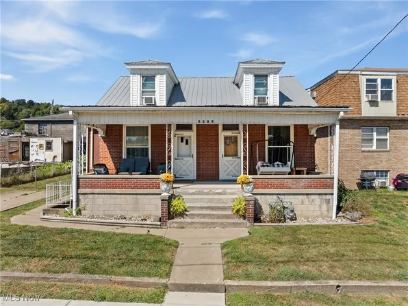 1053 Broadway St, Martins Ferry, OH 43935