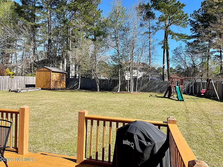 354 Farina Dr — Photo 5