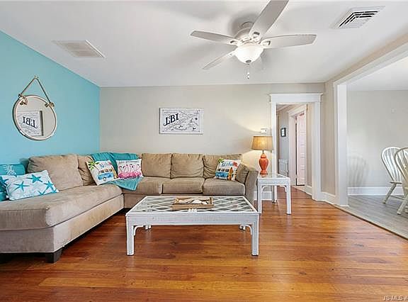 5th image of 416 Boulevard 2nd Blvd