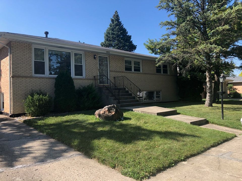 1st image of 10626 Vicky Ln