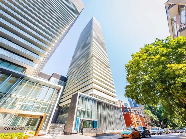 50 Charles St E #3906, Toronto, ON M4Y 0C3
