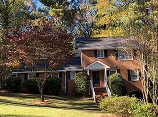 325 Royal Oaks Ter, Stone Mountain, GA 30087
