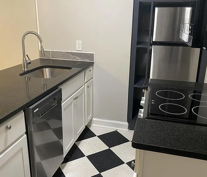 2351 Felicity Cir #10 — Photo 2