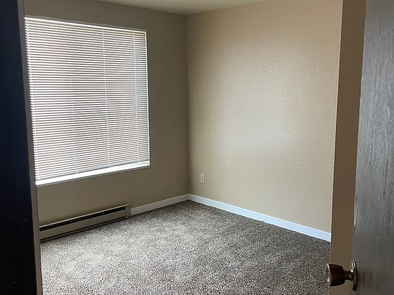 260 Shoshone Ave — Photo 10