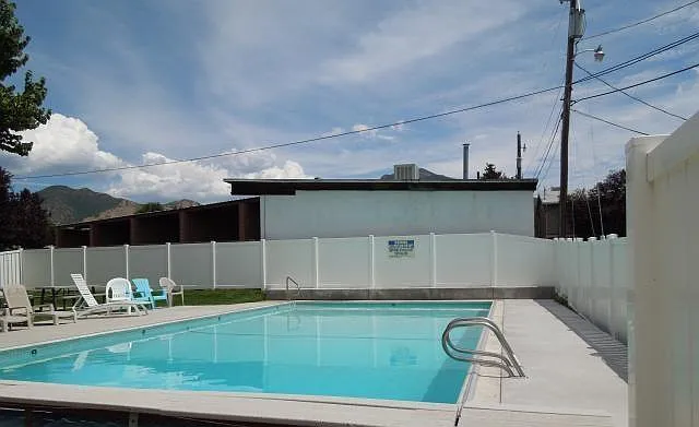 2128 E Georgetown Sq #C — Photo 13