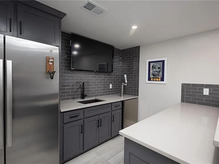517 Southshore Dr — Photo 20