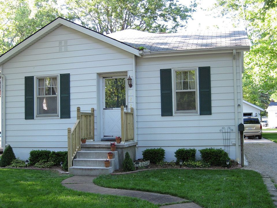 1st image of 1225 McKinley St
