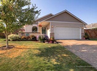 1104 Mount View Ln, Molalla, OR 97038