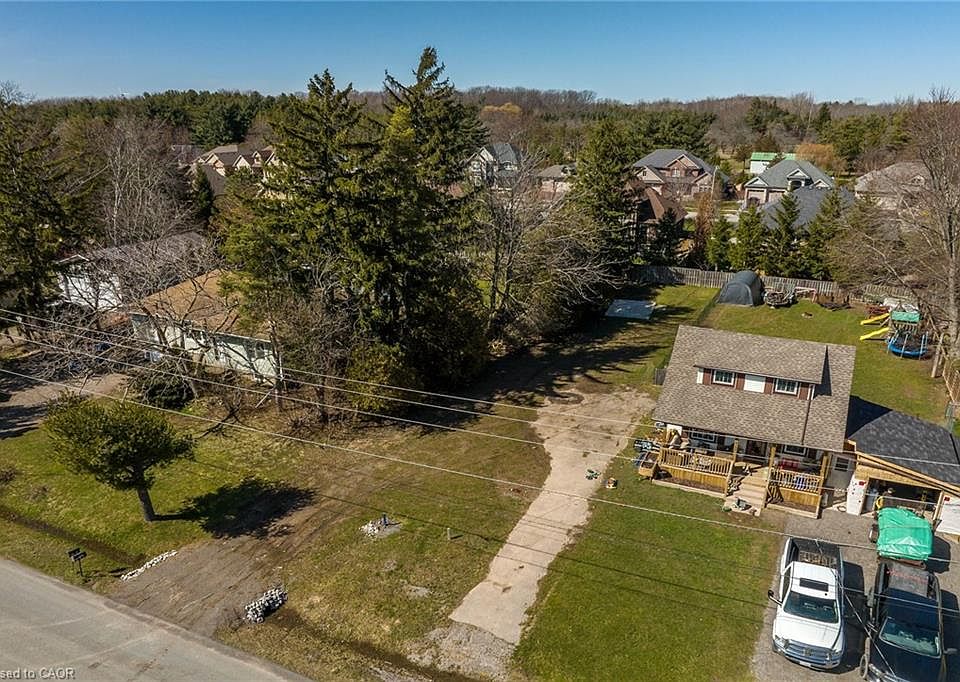 1st image of 815 Foss Rd