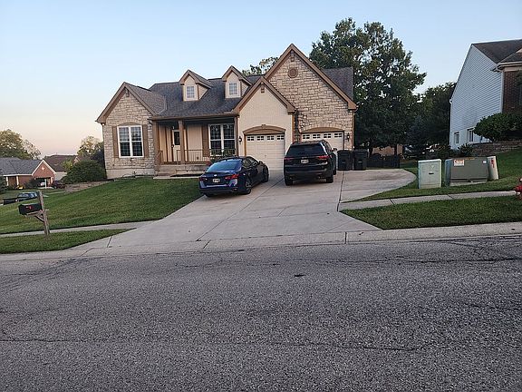 3rd image of 335 Bridle Creek Dr