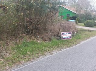 5218 Hubert St, Moss Point, MS 39563