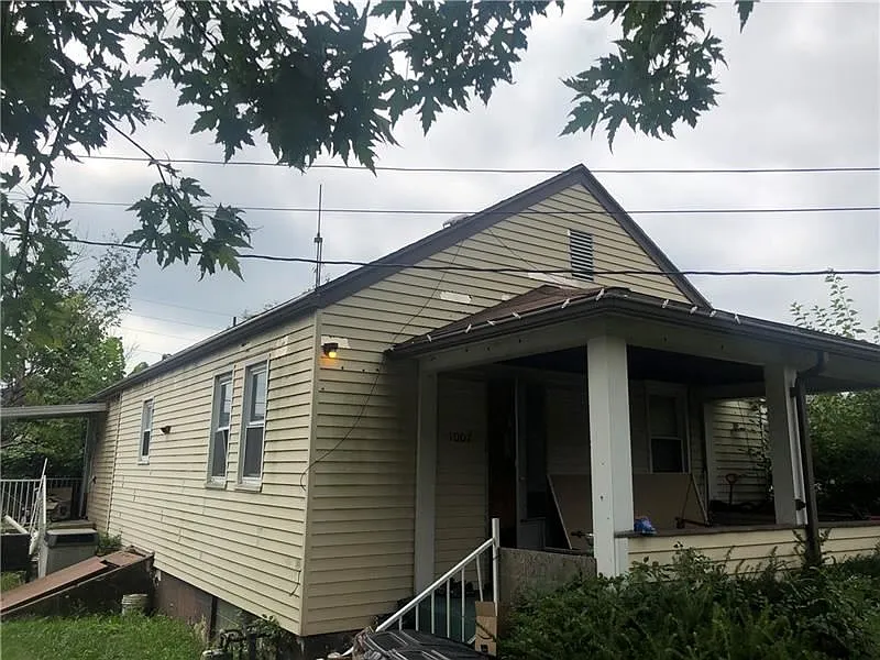 1007 6th St photo 1