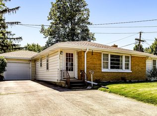 225 Franklin St, Lockport, IL 60441