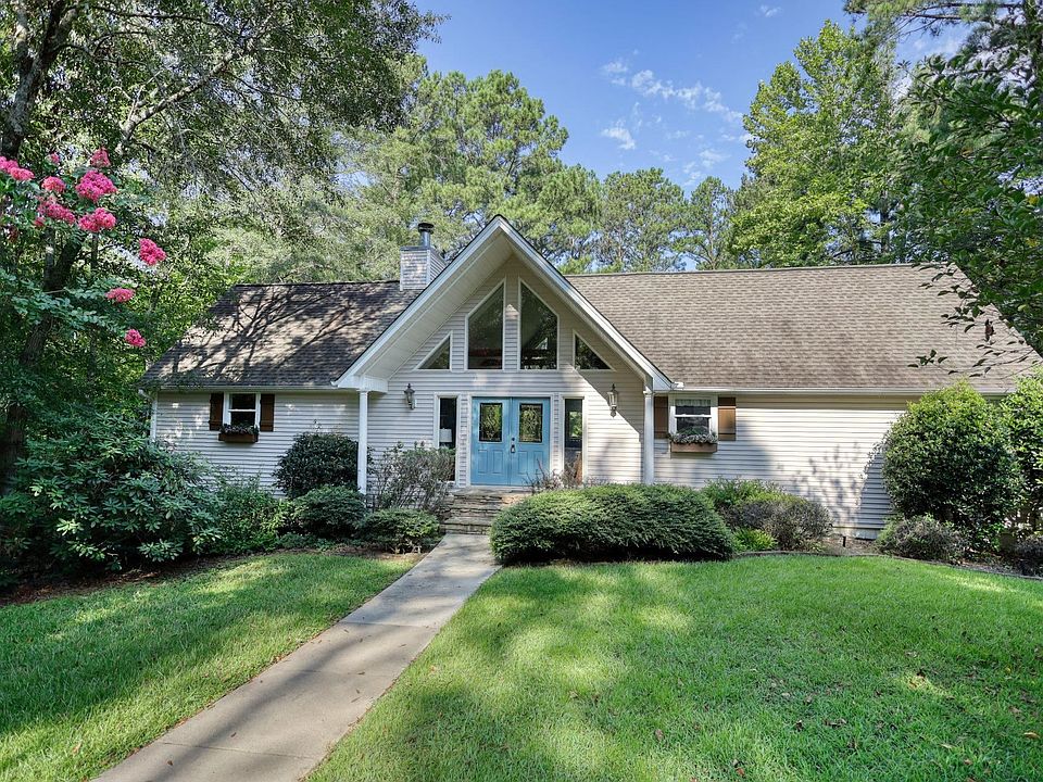 1st image of 1821 Northwoods Dr