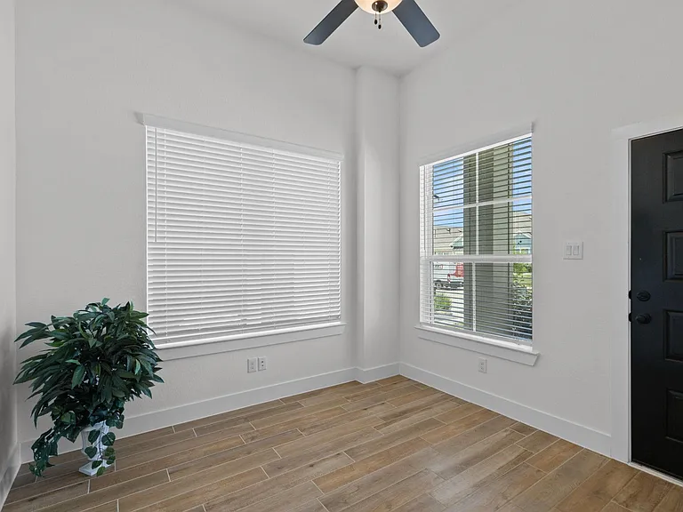10031 Crescendo Way — Photo 5