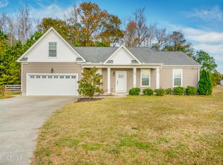 102 Karen Ct, Elizabeth City, NC 27909