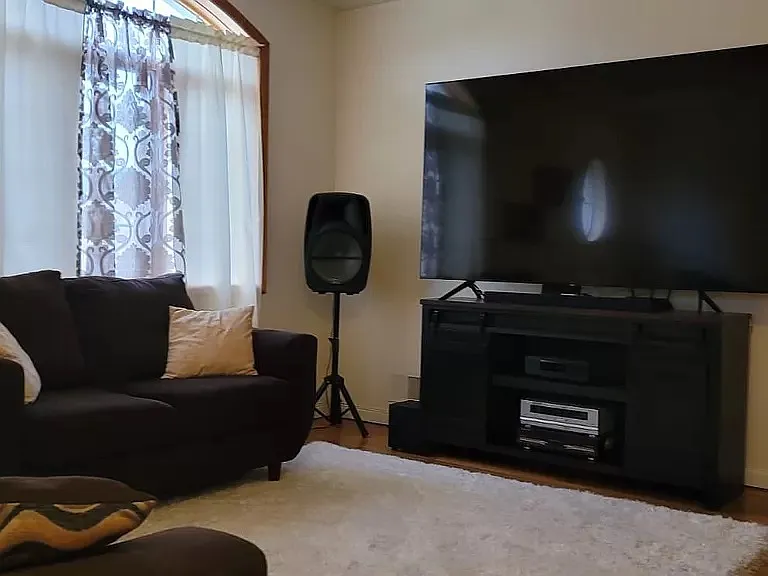 3100 Harding Ave — Photo 6