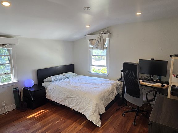 2nd image of 576 Maybell Ave