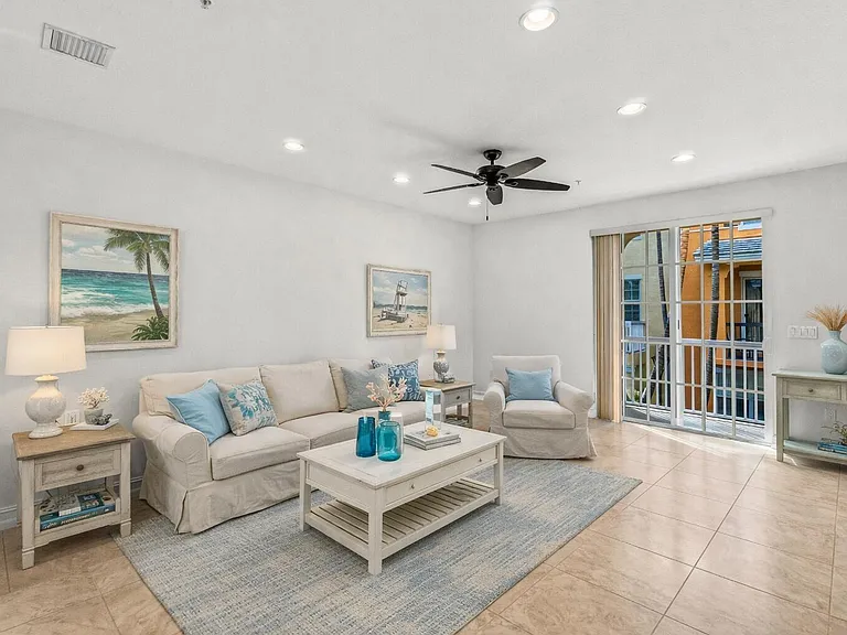 109 E Coda Cir — Photo 11