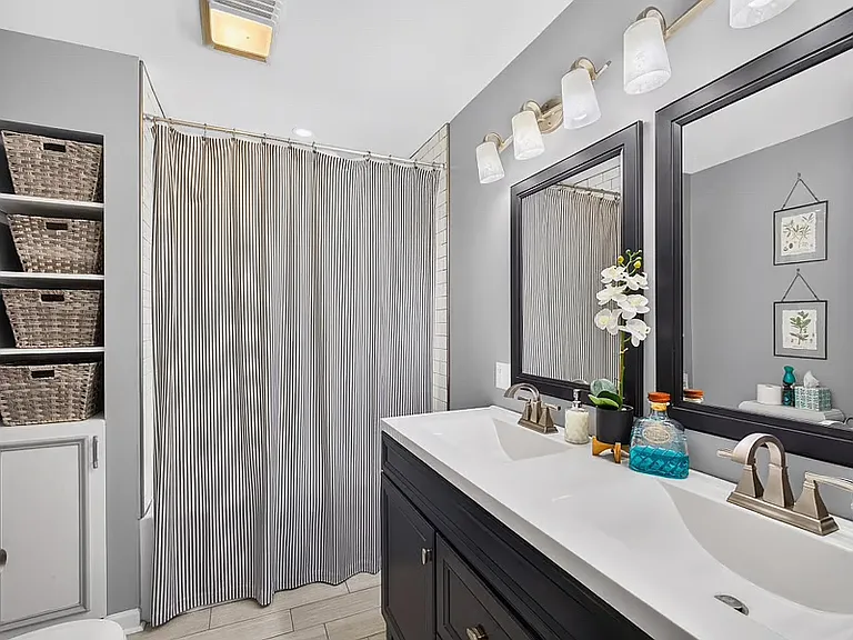 1228 Elizabeth St — Photo 6