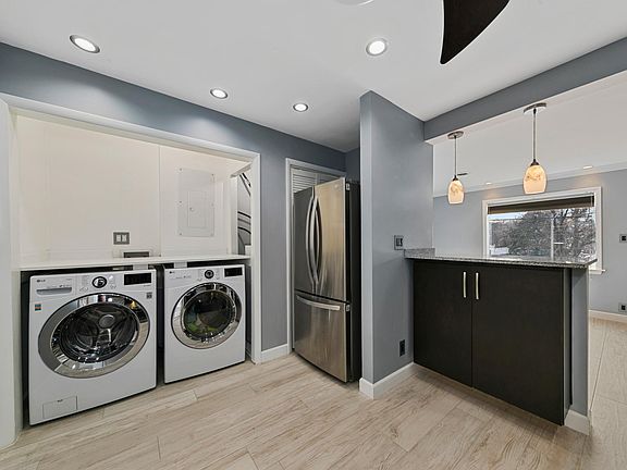 5th image of 6753 Dale Ave