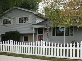 410 S Edward St, Oregon, OH 43616