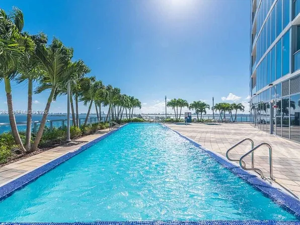 601 NE 36th St APT 2203, Miami, FL 33137