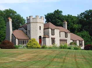 24 Lennon Rd, Lincoln, RI 02865