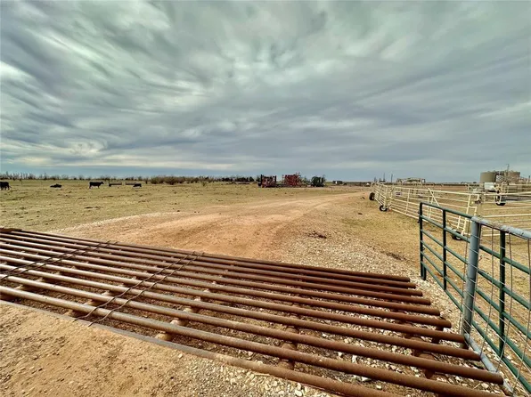 14732 N 2770th Rd, Loyal, OK 73756