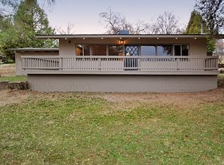 40451 Live Oak Dr, Oakhurst, CA