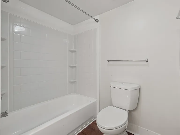 Coquina Cove Apartments — Photo 76