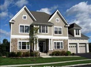 11 Seminole Way, Bloomfield, CT 06002