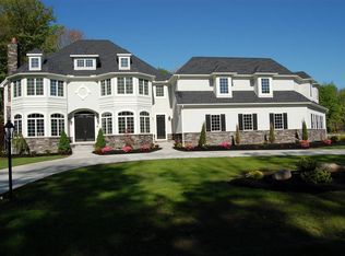 2196 Firestone Trce, Akron, OH 44333