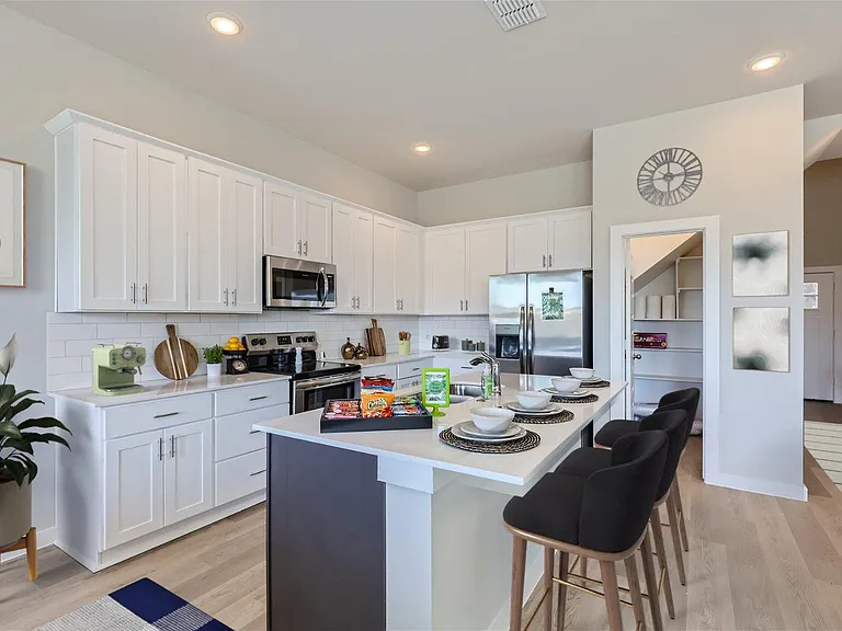 The Residences at Fresh Meadows — Photo 33