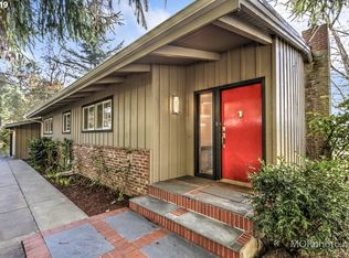 2105 SW Tyrol St, Portland, OR 97239