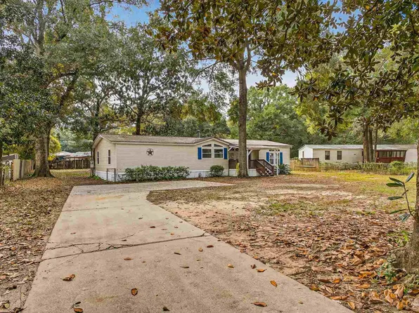 4017 Scottsdale Ave, Pace, FL 32571